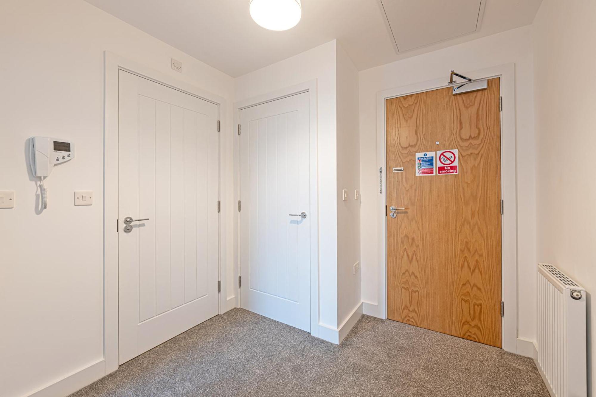 Gospel Heights Luxury Apartments With Parking Heswall Exteriör bild