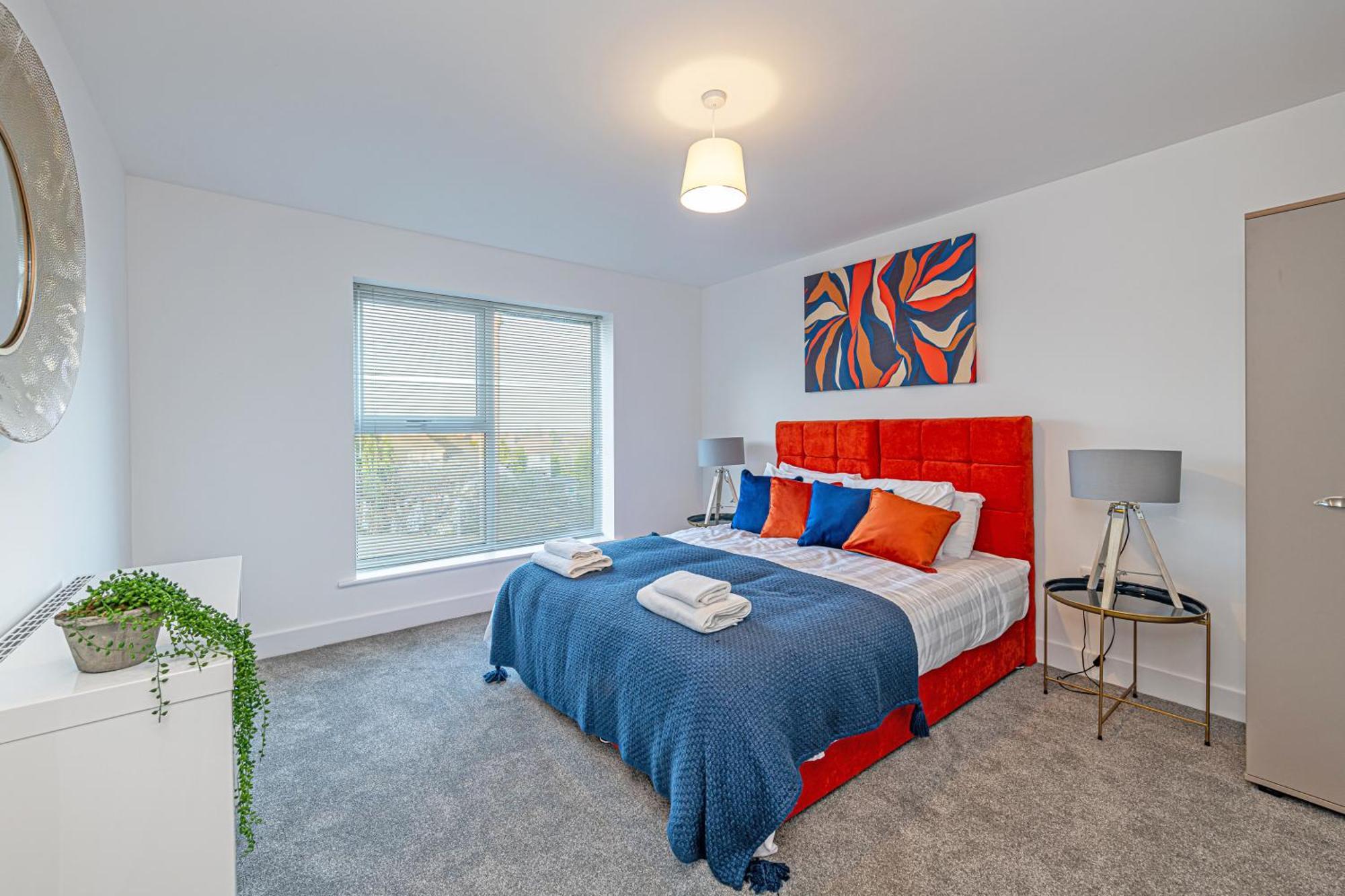 Gospel Heights Luxury Apartments With Parking Heswall Exteriör bild