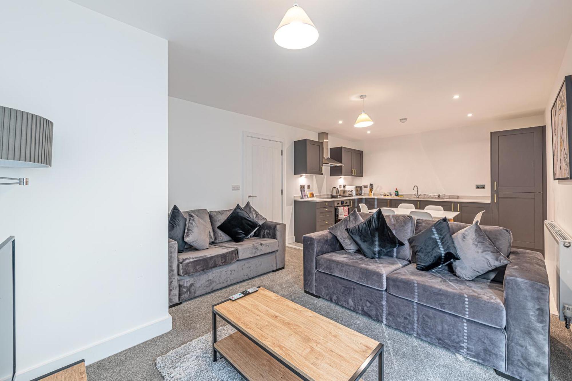 Gospel Heights Luxury Apartments With Parking Heswall Exteriör bild