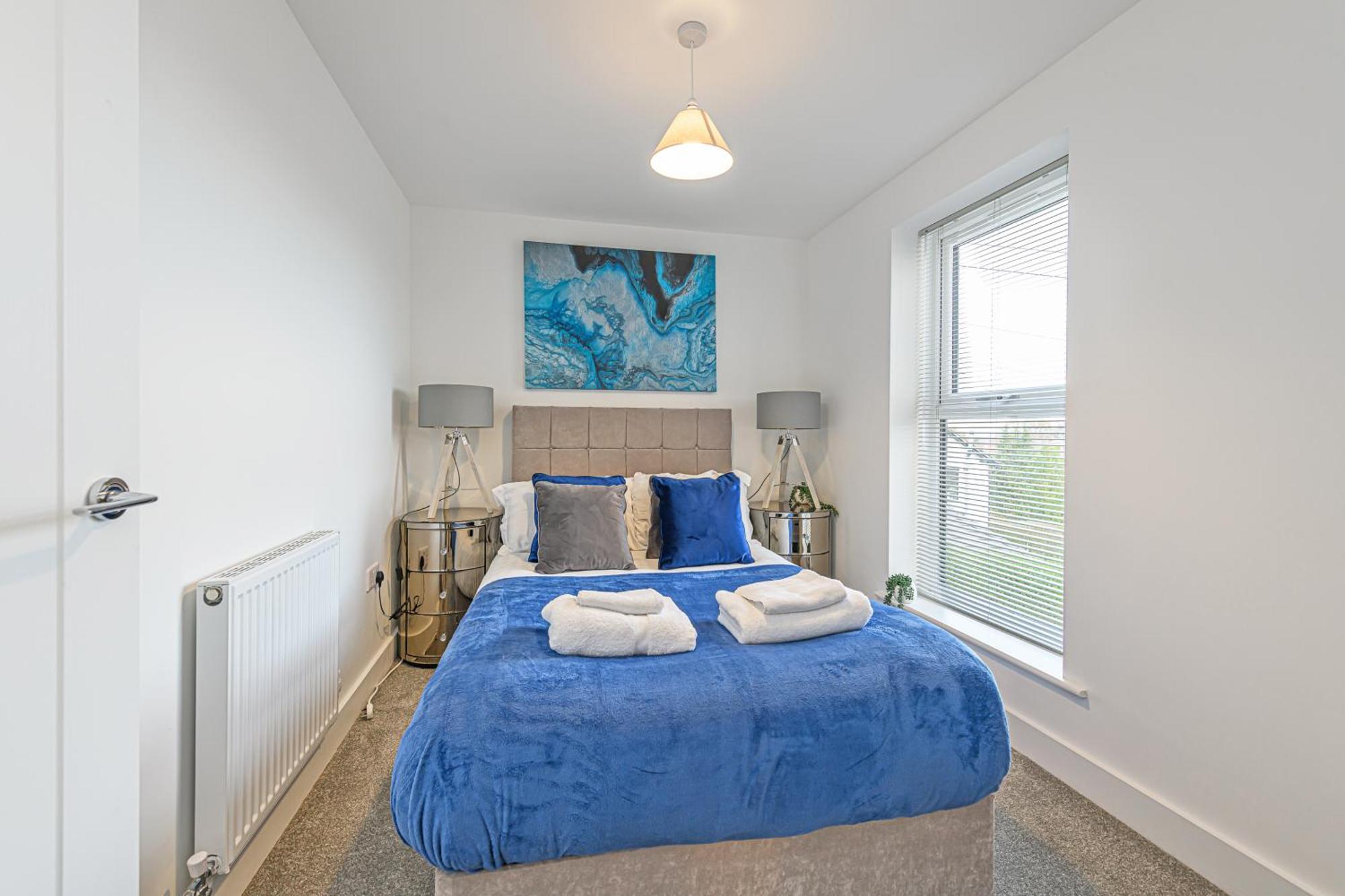 Gospel Heights Luxury Apartments With Parking Heswall Exteriör bild