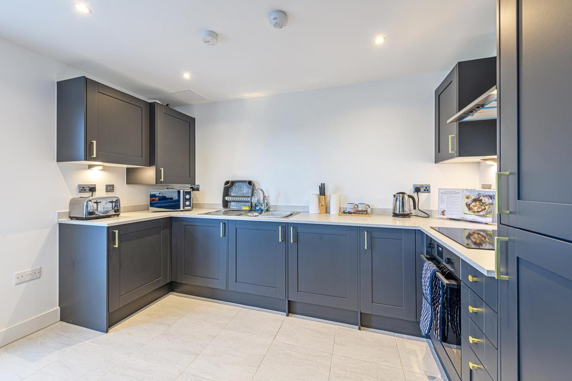 Gospel Heights Luxury Apartments With Parking Heswall Exteriör bild