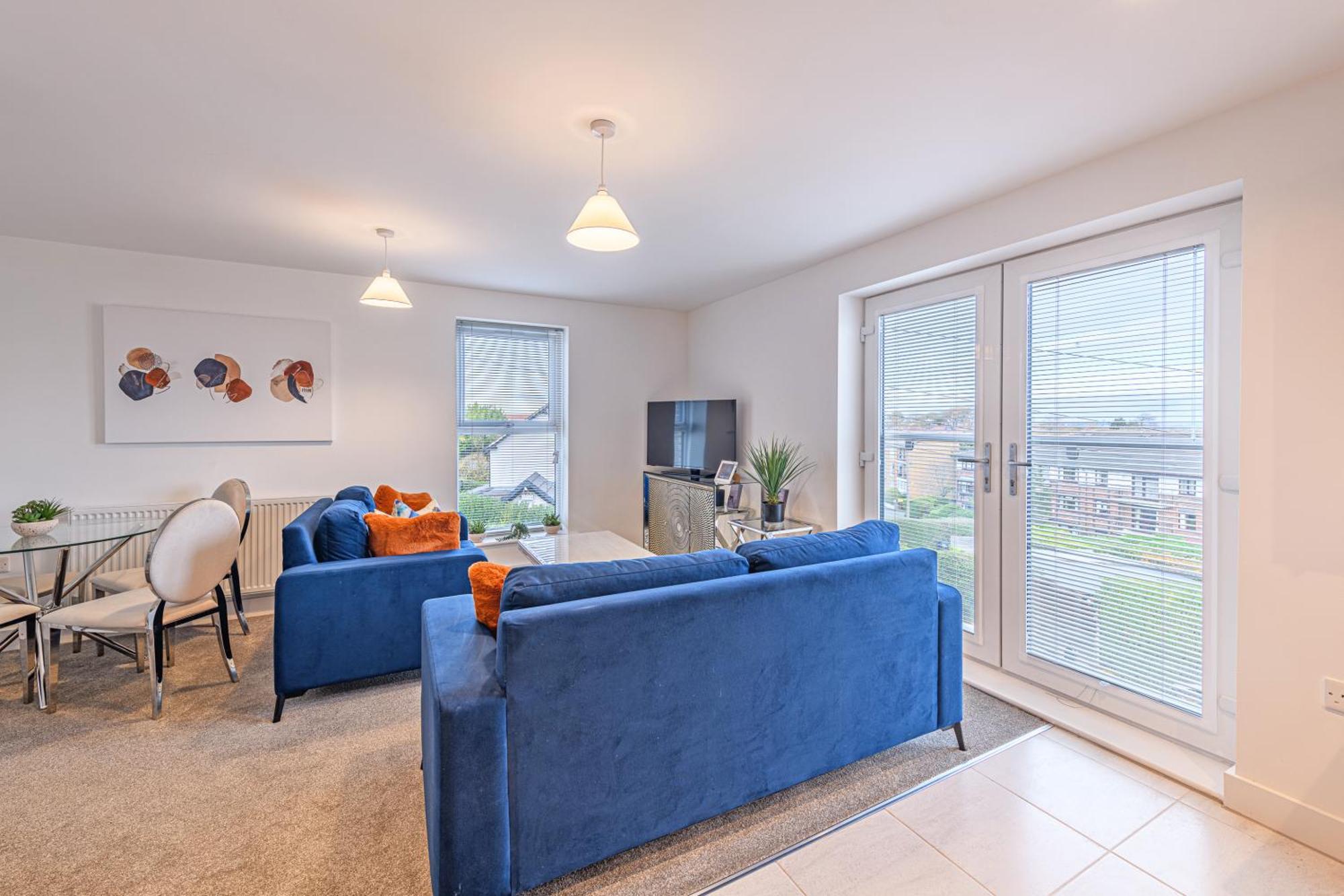 Gospel Heights Luxury Apartments With Parking Heswall Exteriör bild